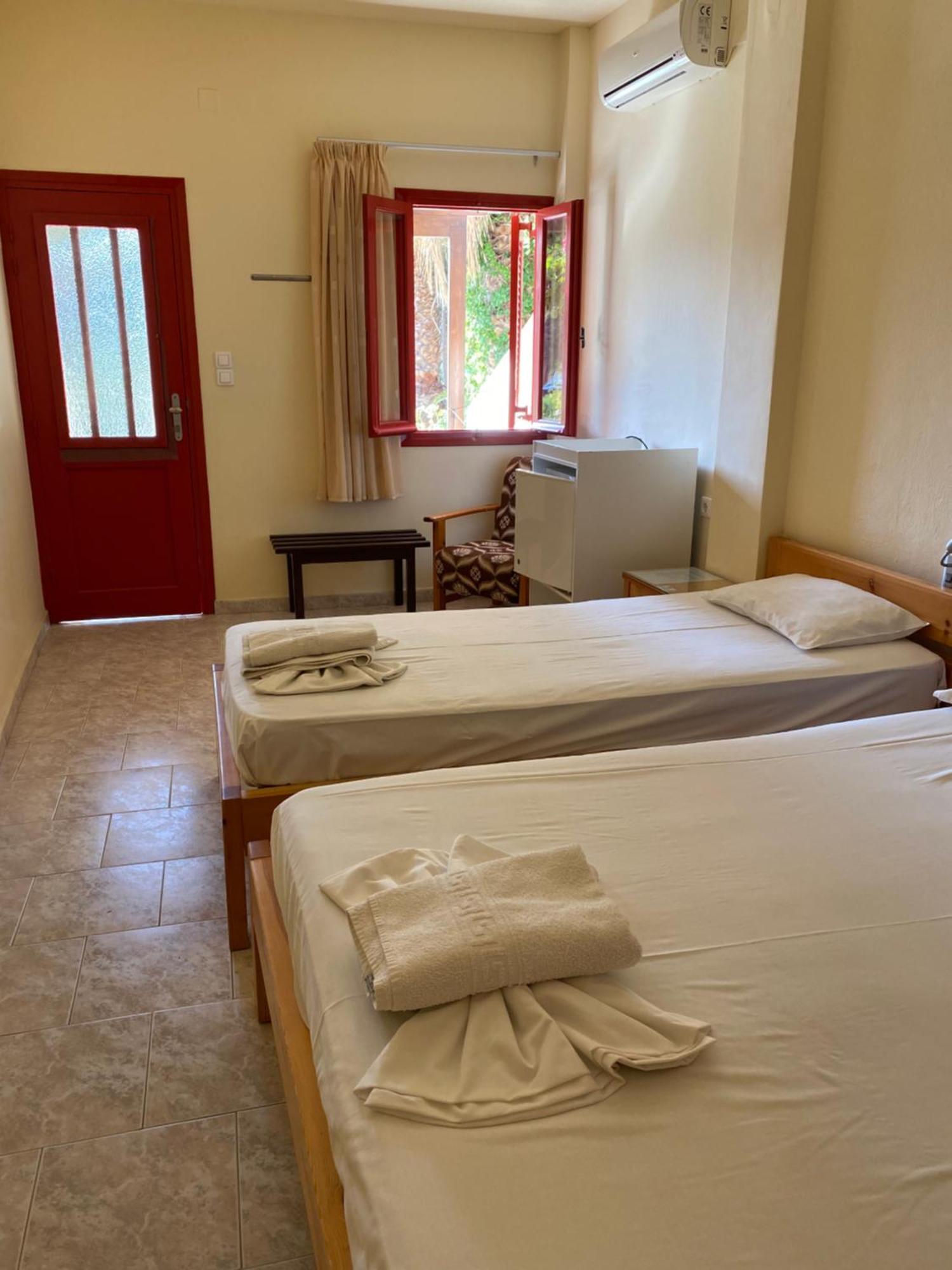 Pension Romantika Matala Extérieur photo